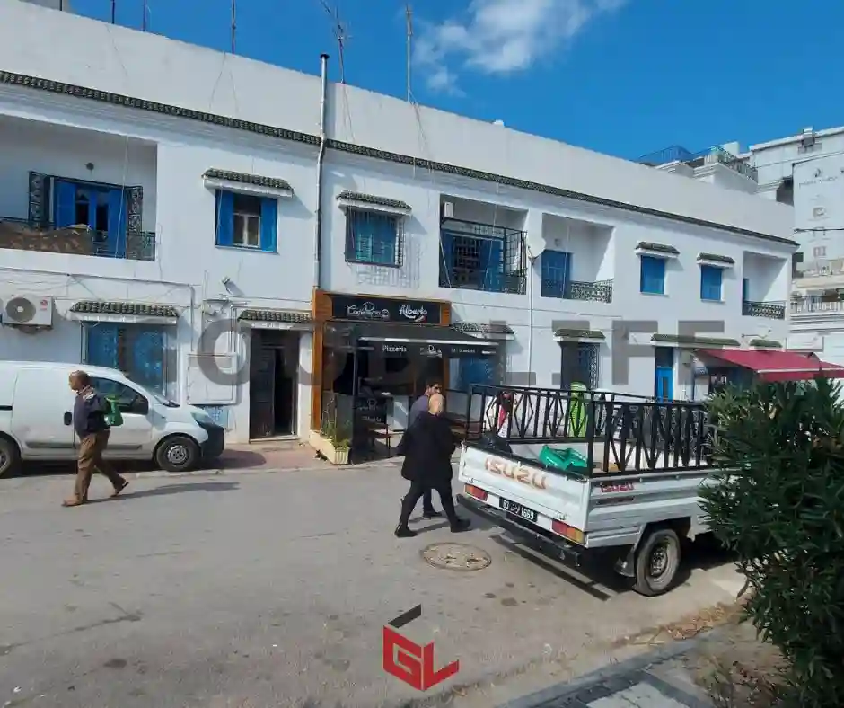 Immeuble à la Marsa à Marsa Safsaf - Vue 1