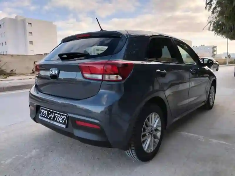 KIA RIO Prestige Première Main - Vue 2