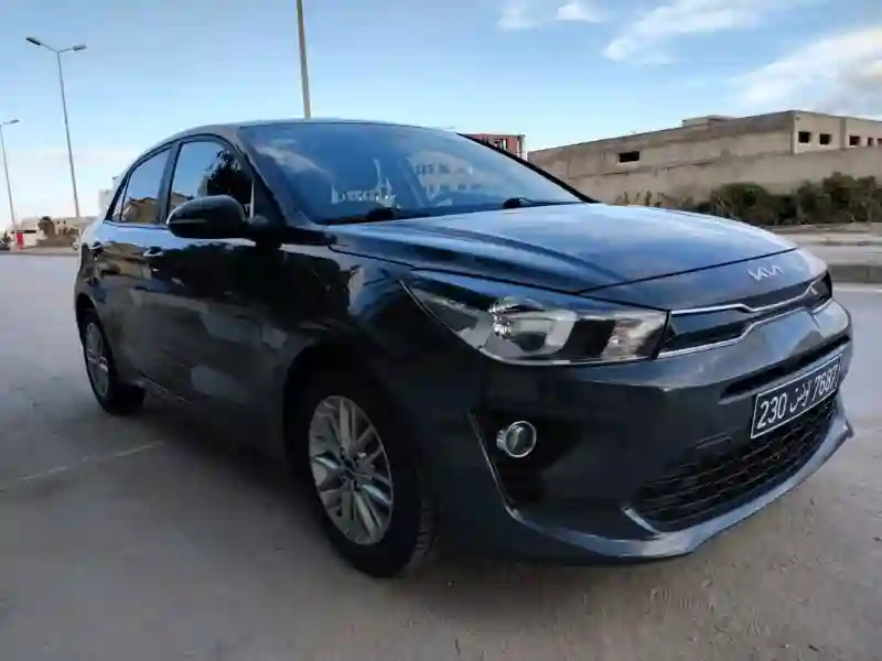KIA RIO Prestige Première Main - Vue 5