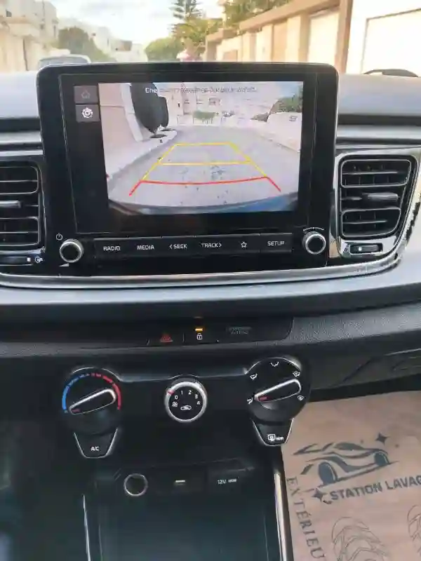 KIA RIO Prestige Première Main - Vue 8