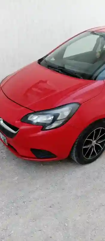 Opel Corsa Essence 2016 - Vue 2