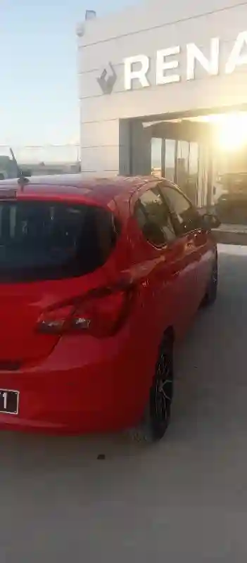 Opel Corsa Essence 2016 - Vue 7