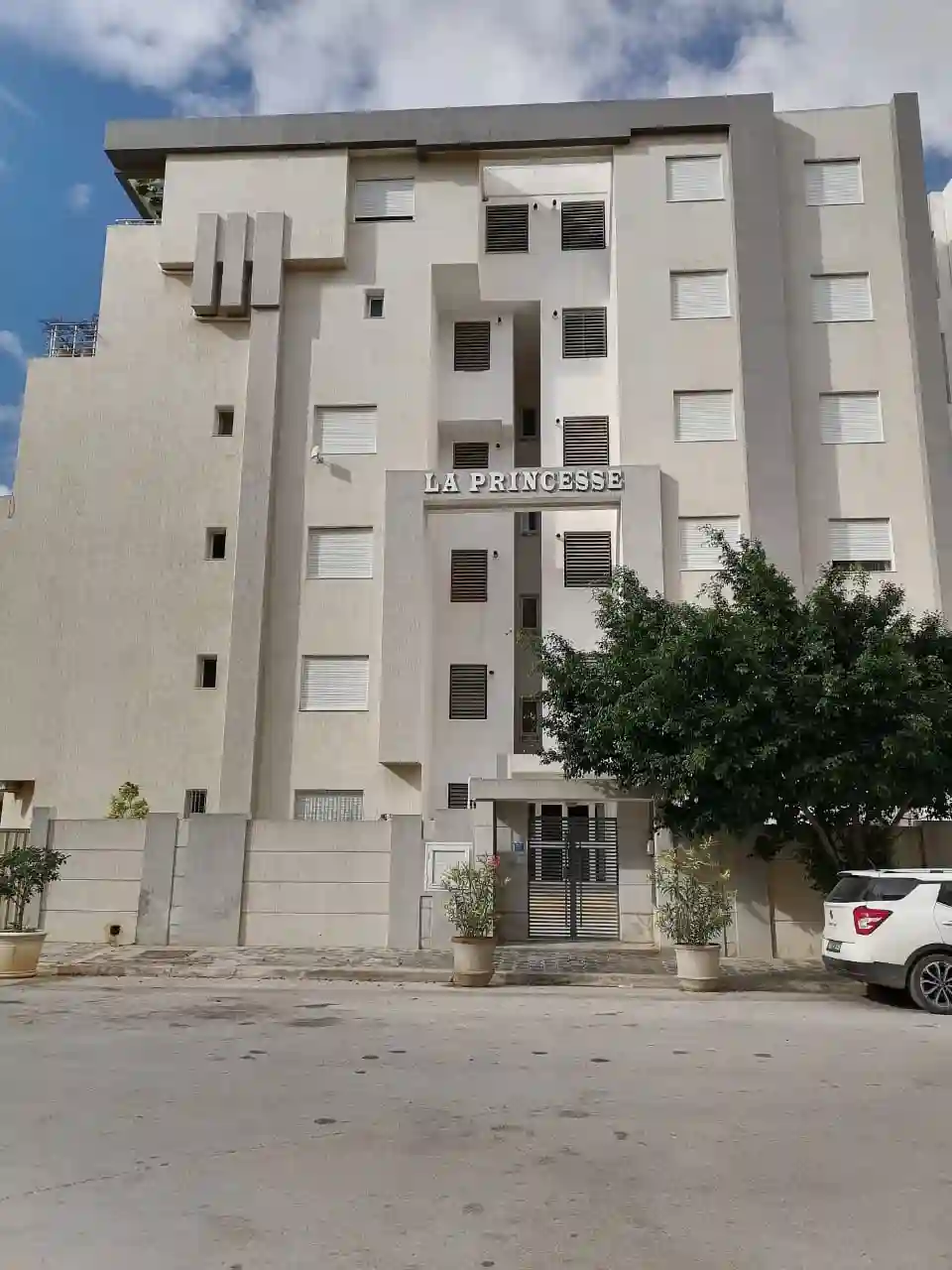 Appartment Haut Standing à Sokra Jadida à La Soukra - Vue 2