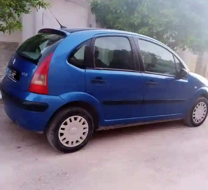 Citroen C3 Essence 2006 - Vue 2