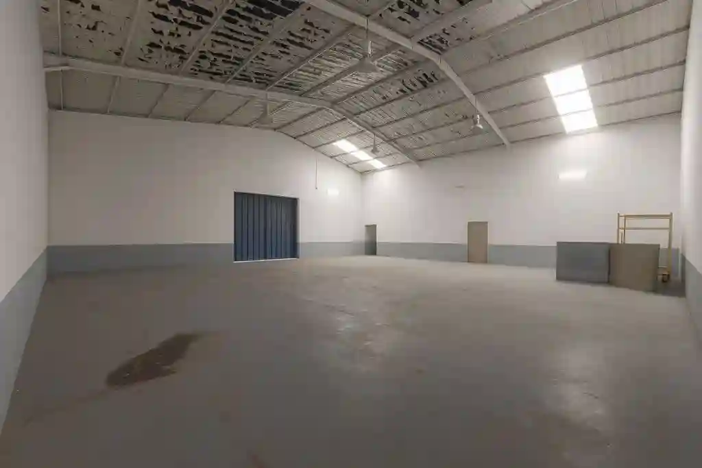 Dépôt Industriel 500 m² à Louer – Zone Industrielle bir Kassaa – - Vue 5