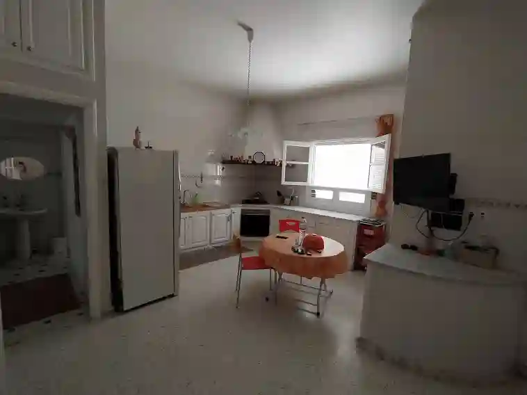 Villa a Ennkhilet à Cite Ennkhilet - Vue 4