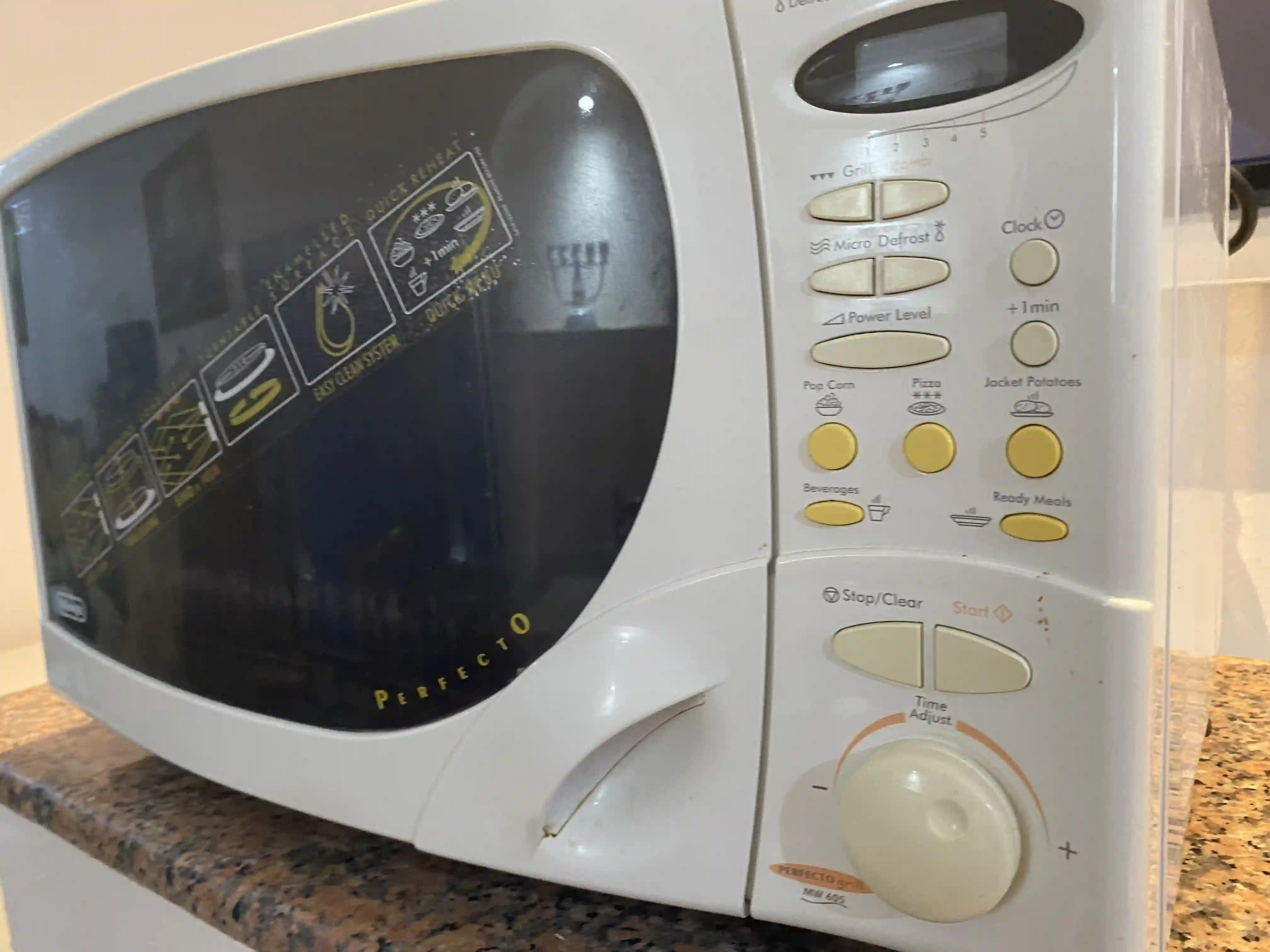 Deux Micro Onde Occasion à Raoued - Vue 1