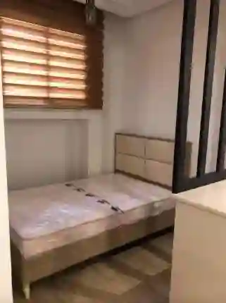 Apprt Splus 0 à Cité el Wahat à El Aouina