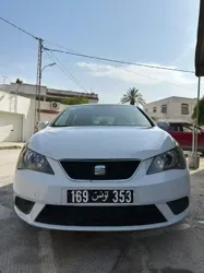 Seat Ibiza Annee 2013 à Cite Ennouzha