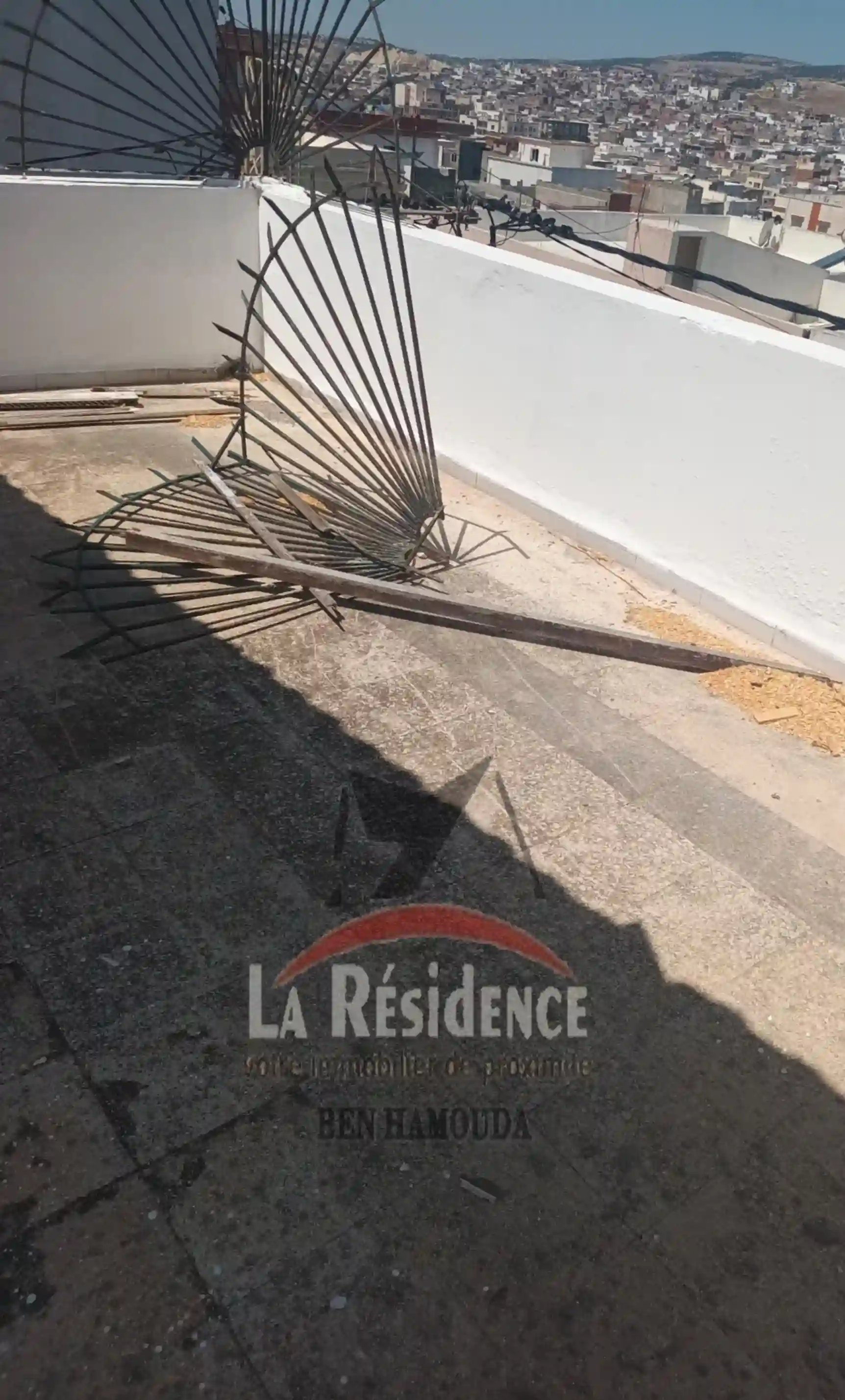 Deux Maisons sur la Route Principale à Bizerte à Bizerte