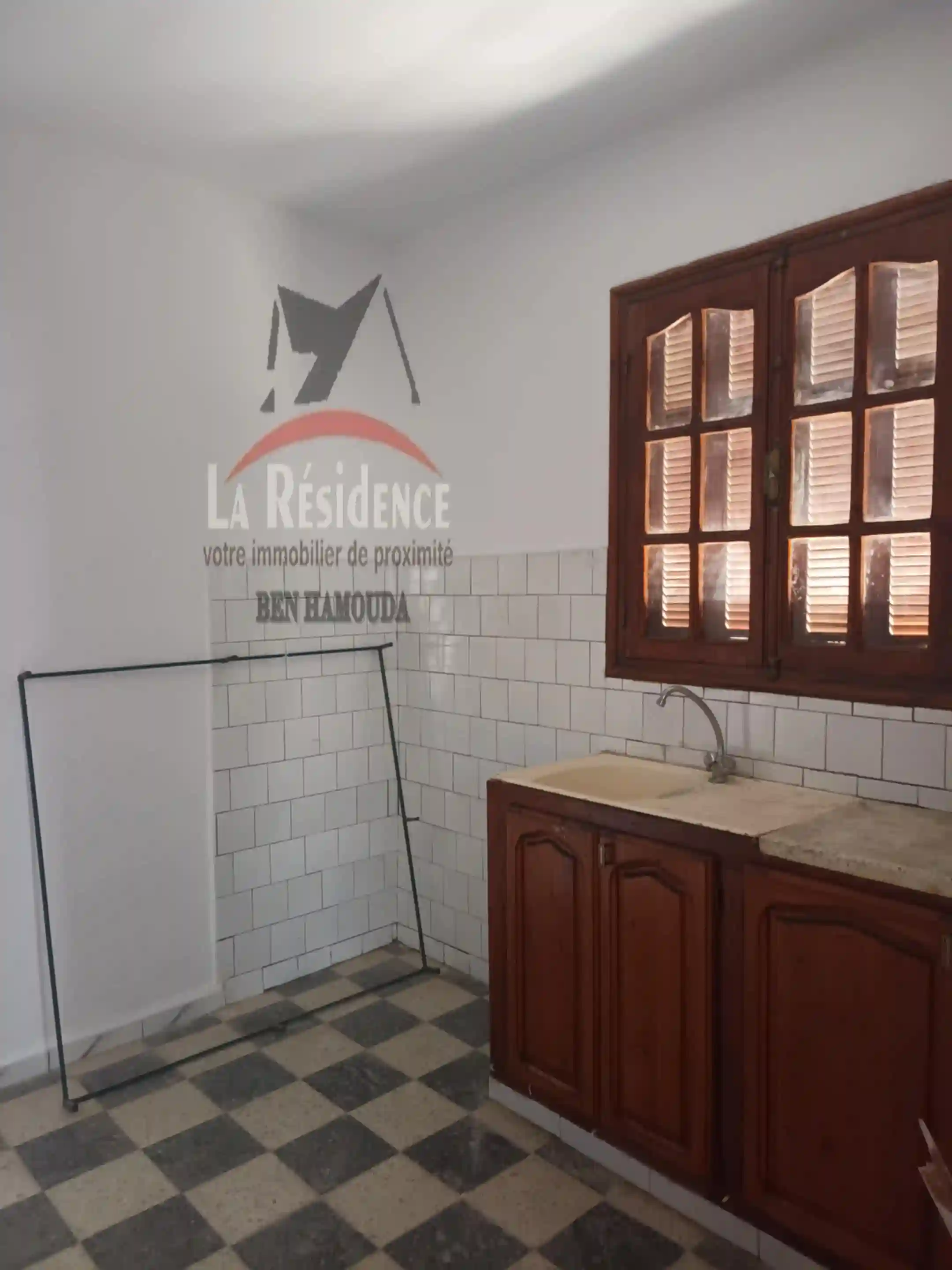 Deux Maisons sur la Route Principale à Bizerte à Bizerte - Vue 4