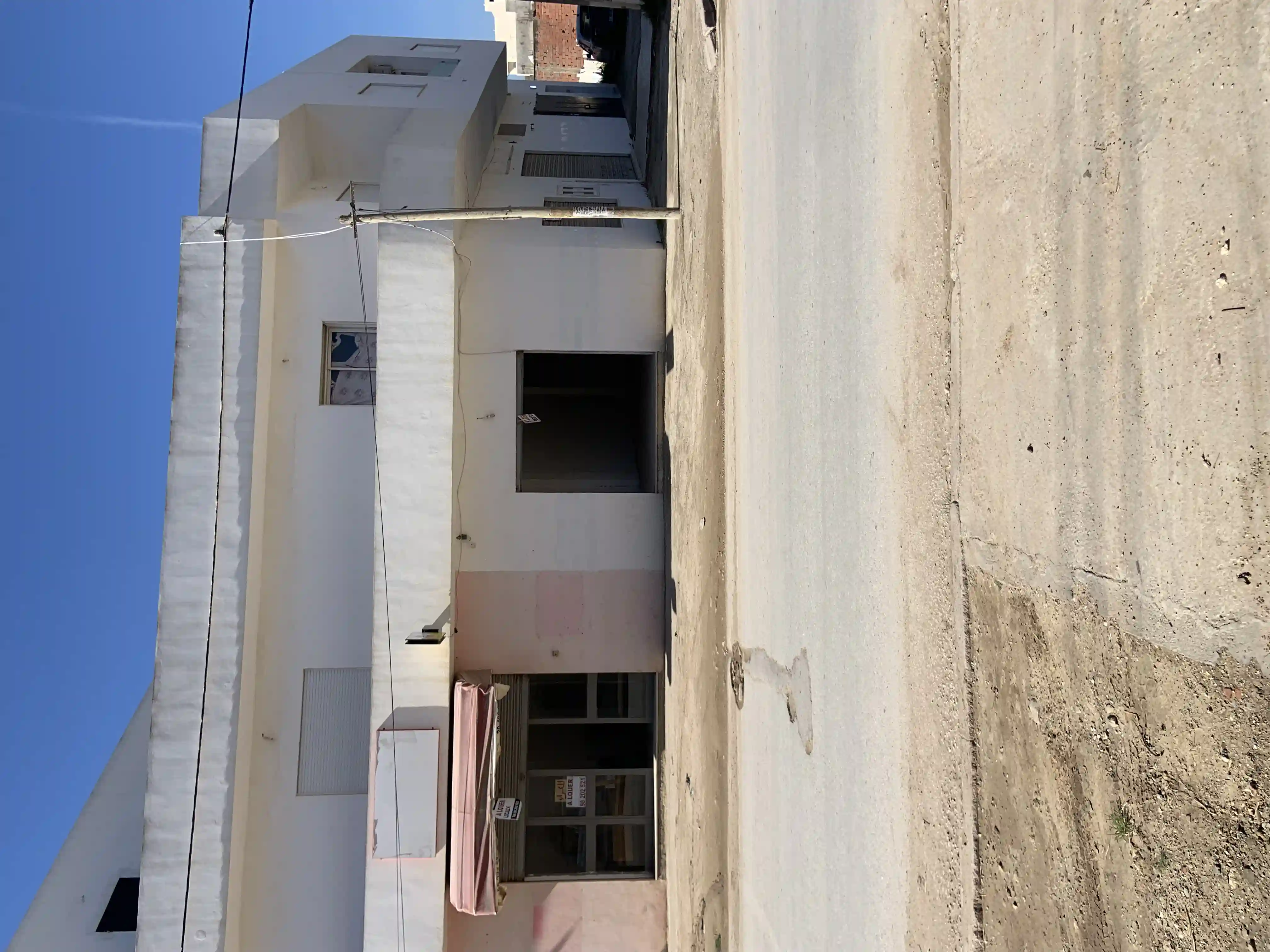 Garage Spacieux à Korba - Vue 2