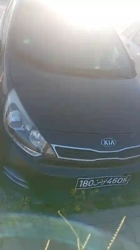 Kia RIO Essence 2015 - Vue 2