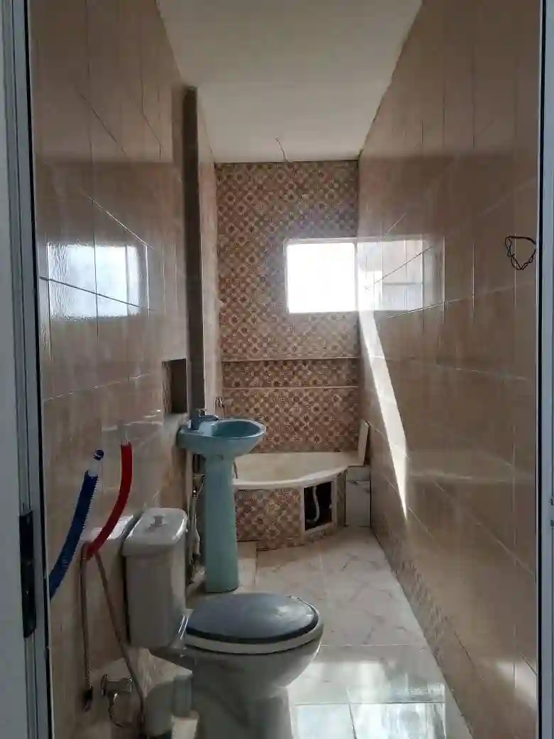 Deuxième Étage de Villa au Mourouj 6 à El Mourouj - Vue 3