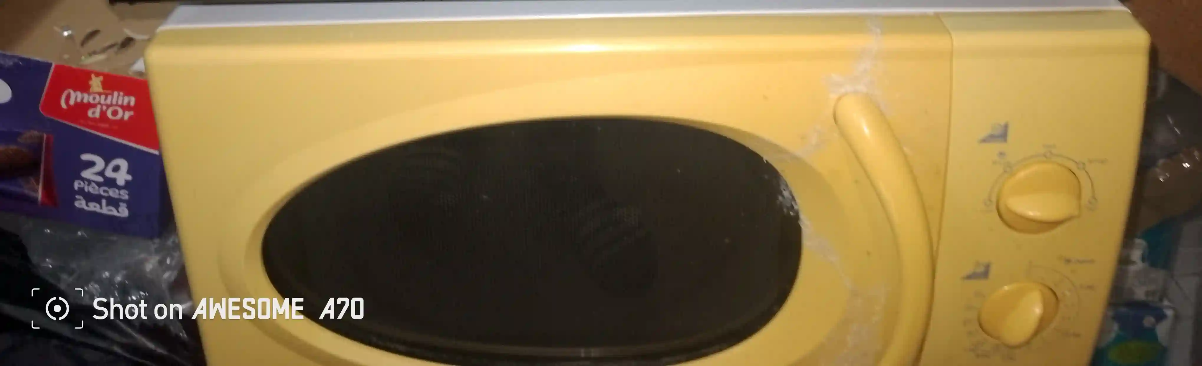 Un Petit Four Électrique et une Micro Onde à La Goulette - Vue 4