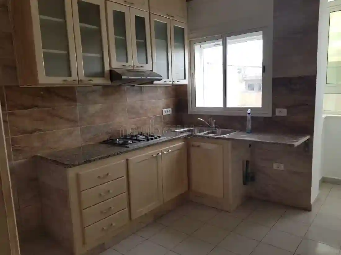 Soukra Etage de Villa a Louer - Vue 2