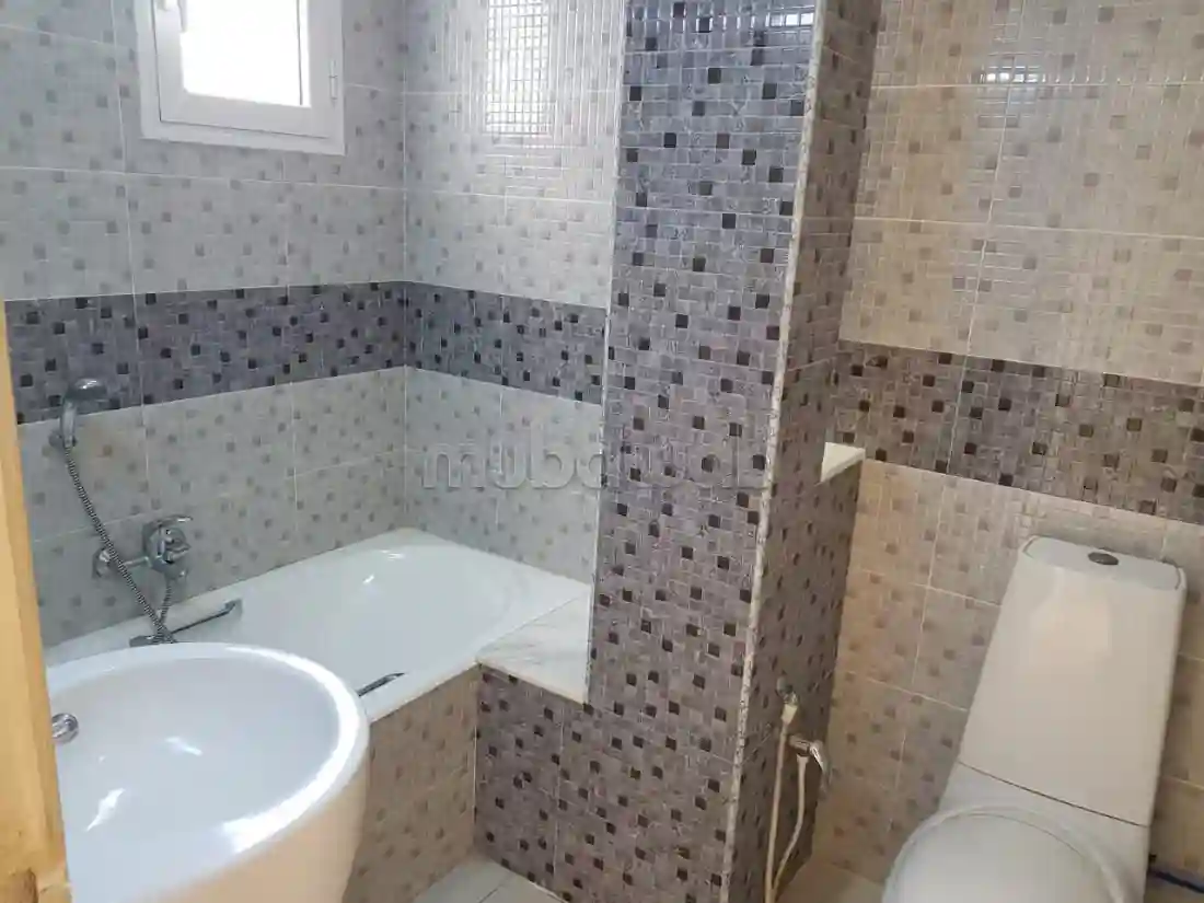 Soukra Etage de Villa a Louer - Vue 3