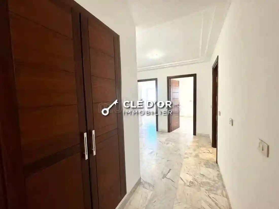 Un Appartement S3 a Louer au Jardins de Carthage - Vue 3