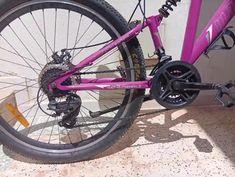 Vélo VTT Rodeo Black Down - Vue 3