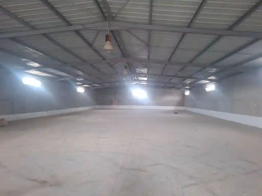 À Louer – Dépôt Industriel 850 m² À Fouchena - Vue 1