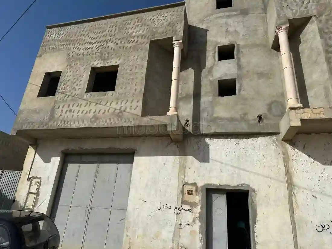 Maison à Vendre à Raoued – El Gadhgadhi