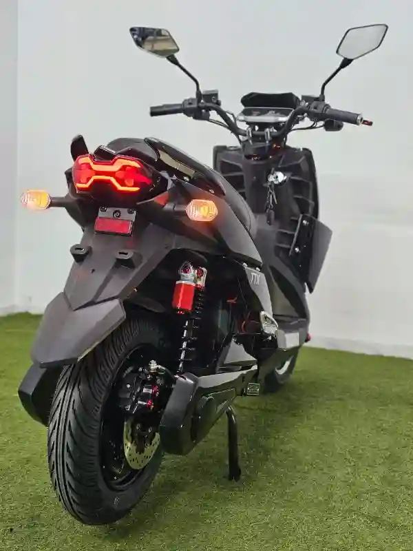 Moto Électrique - Vue 3