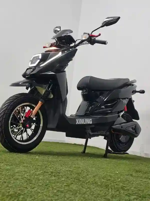 Moto Électrique - Vue 7