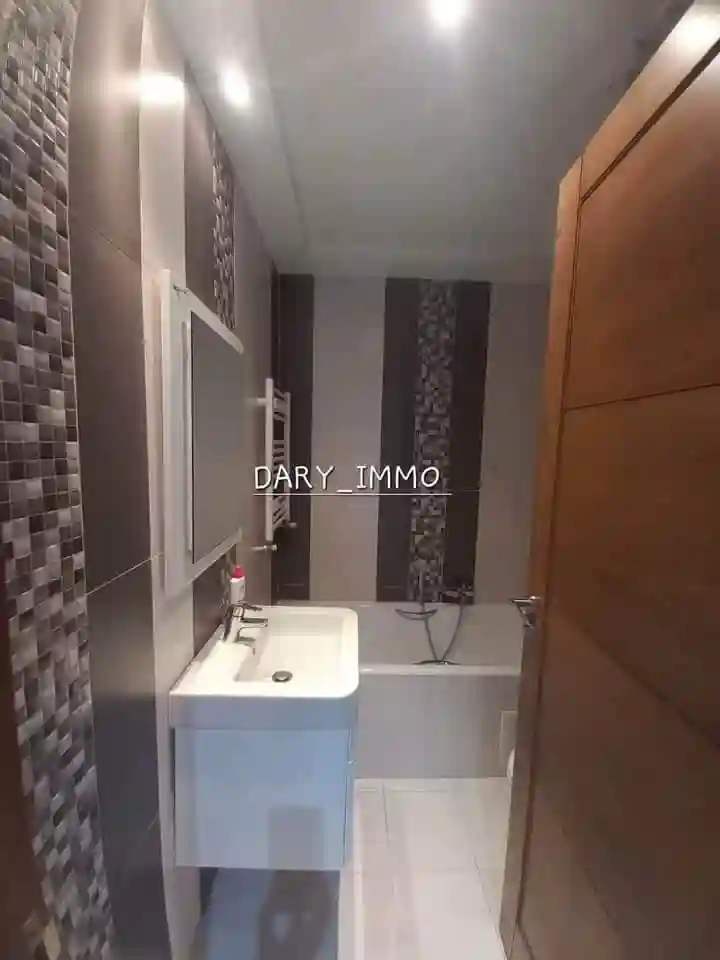 Appartement Luxueux s2 à el Menzah 9c à El Menzah 9 - Vue 3