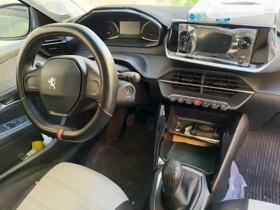 208 Populaire Sous Garantie à Denden - Vue 2