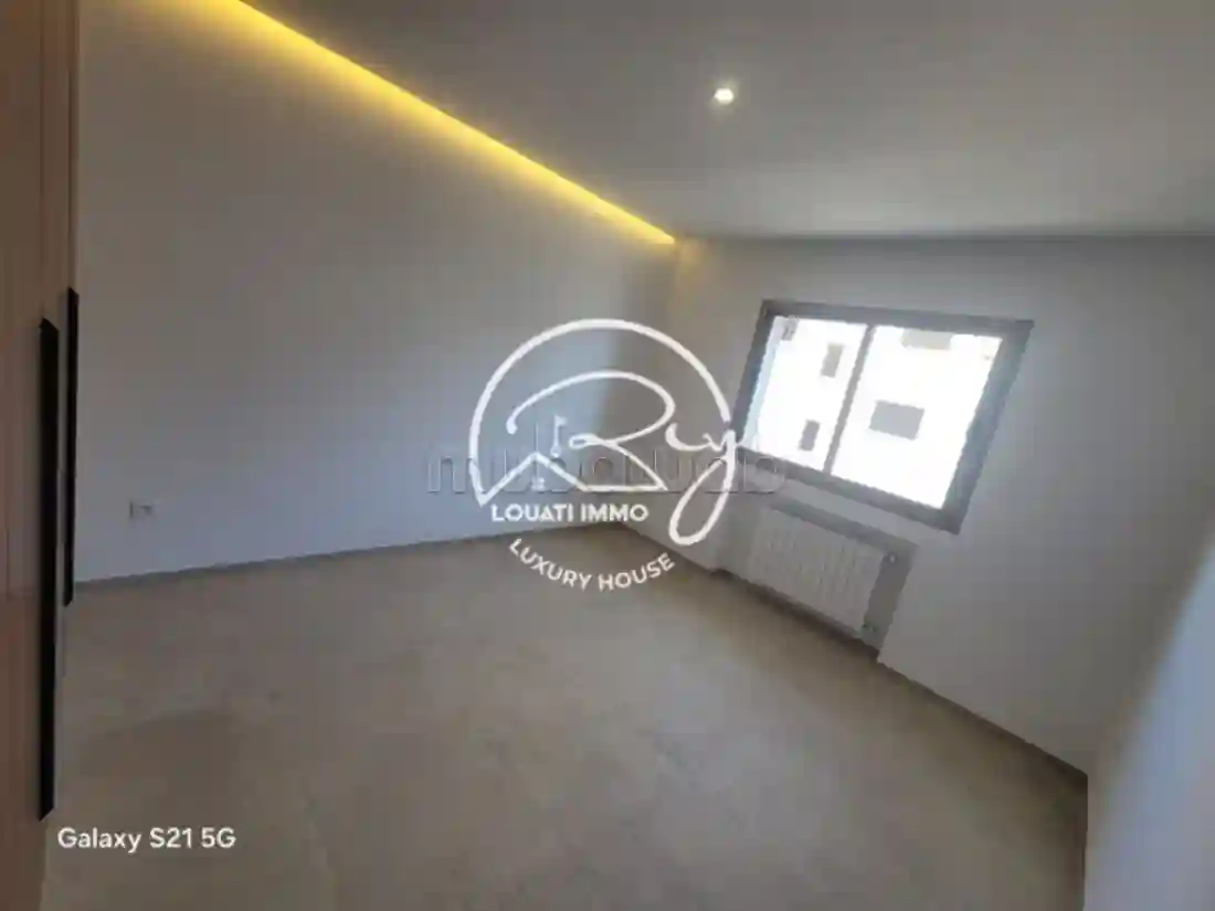 A Louer un Appart S3 à Ain Zaghouane - Vue 3