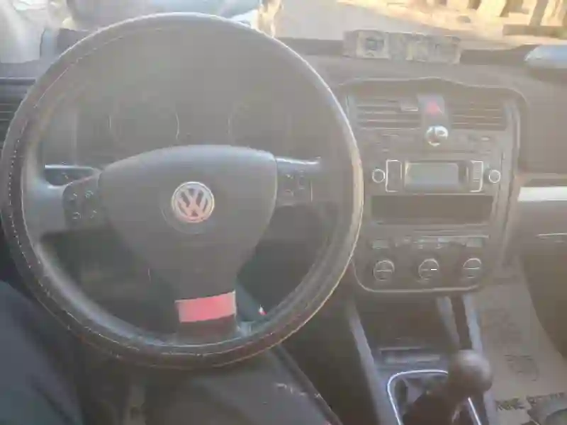 Volkswagen Golf 5 Essence 2008