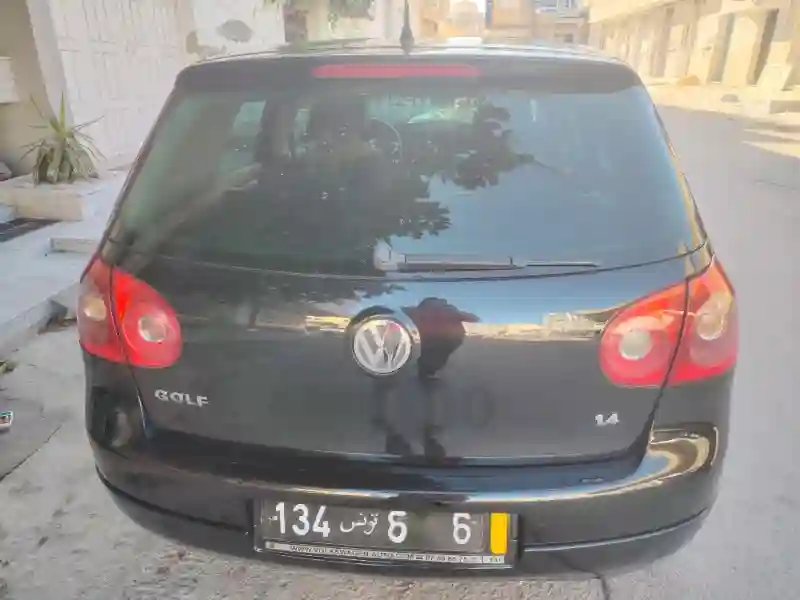 Volkswagen Golf 5 Essence 2008 - Vue 2