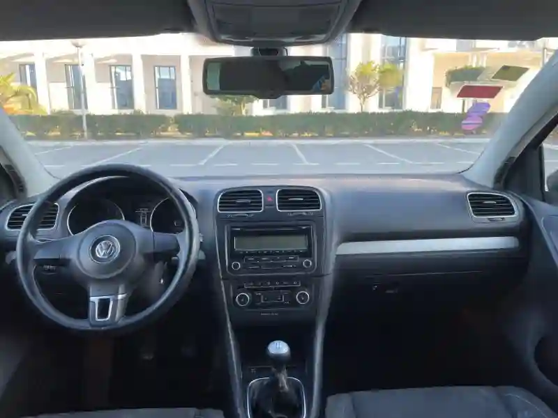 Volkswagen Golf 6 Essence 2010 - Vue 3