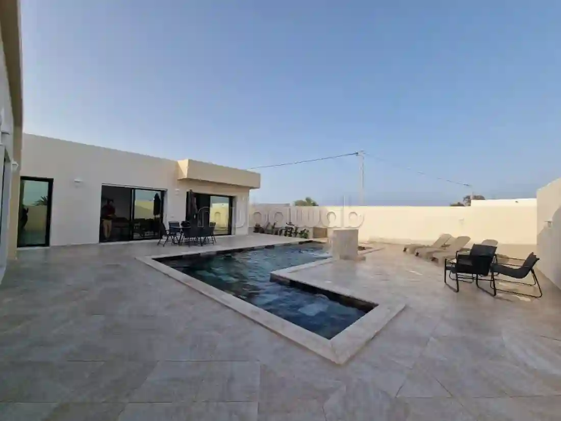 À Louer à L’année – Villa à Tezdain Djerba - Vue 1