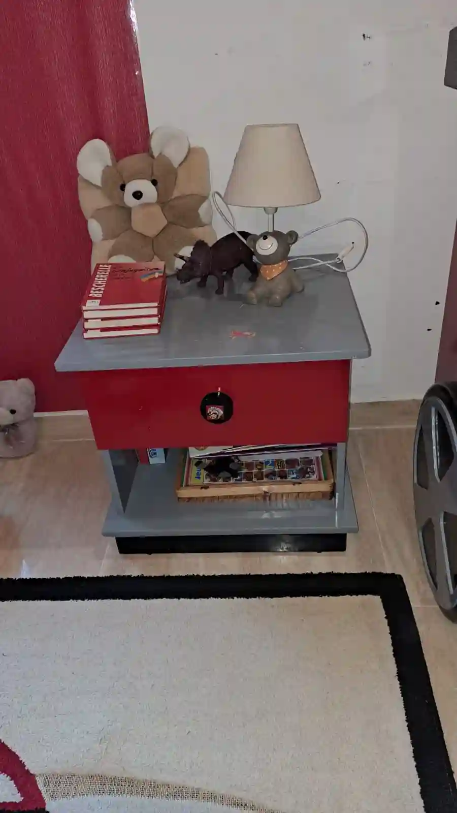 Chambre Ferrari Enfant ou ado Parfait État à Ain Zaghouan - Vue 1