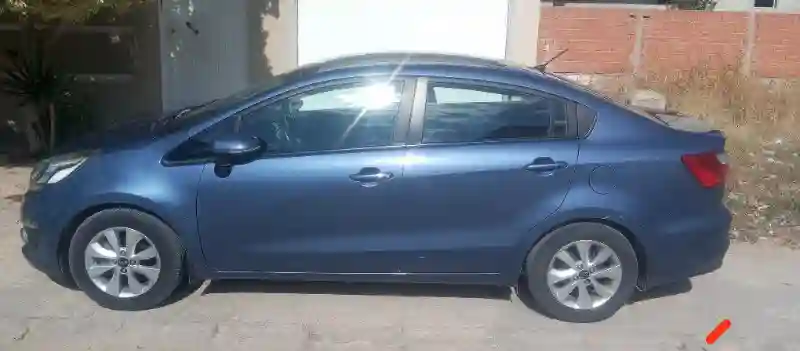 Kia RIO Essence 2016 - Vue 2