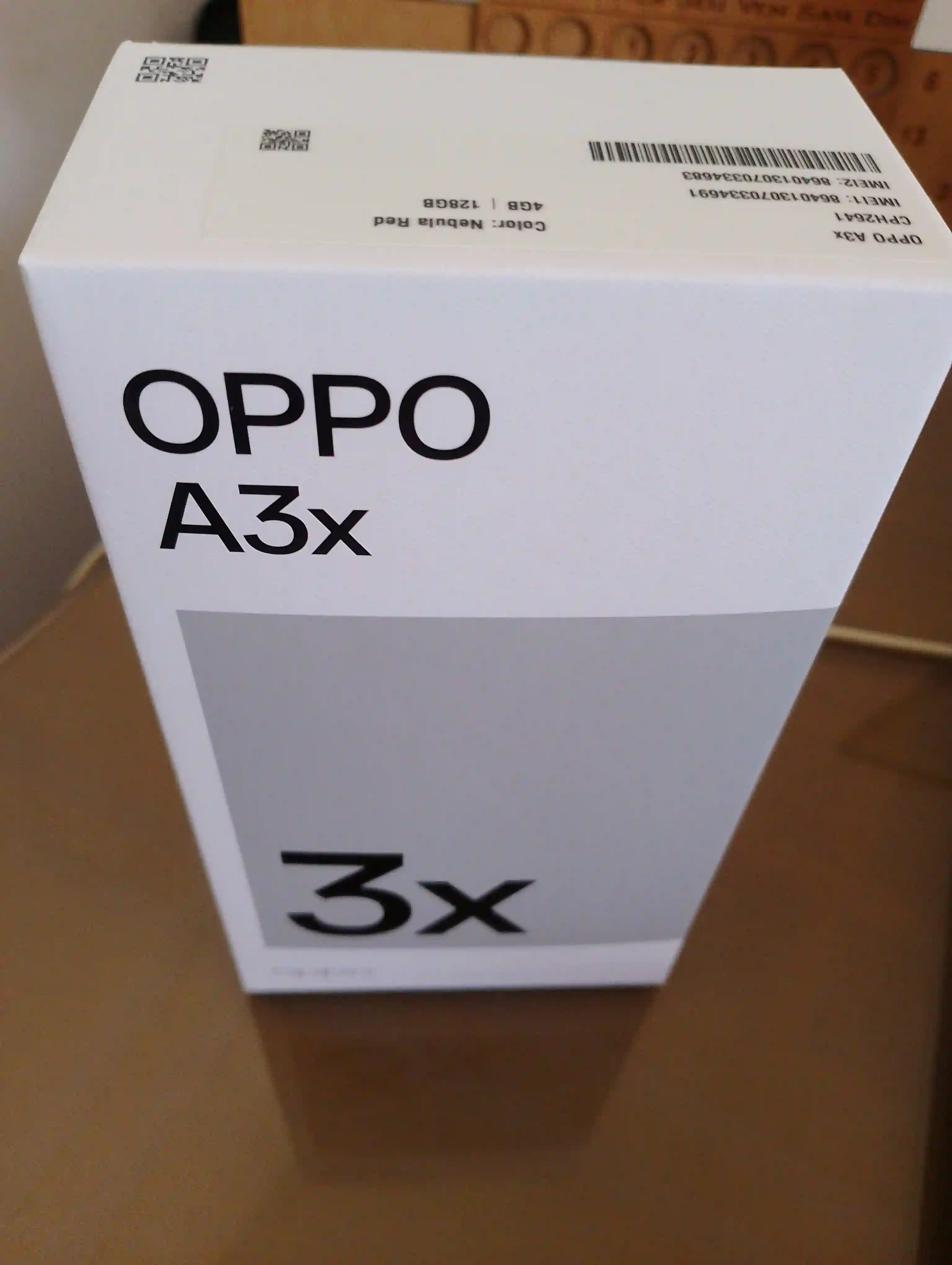 Téléphone Oppo a3x et Power Bank 20000mah Redme à Le Bardo