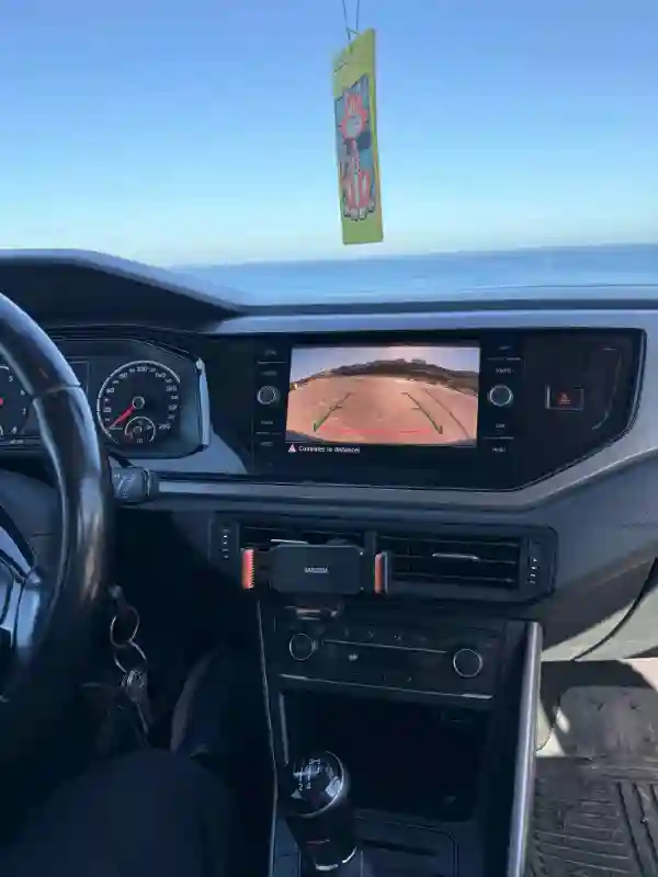 Volkswagen Polo Essence 2020 - Vue 8