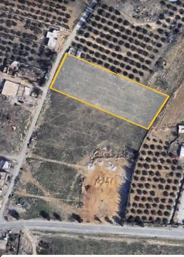 Bonne Affaire Pour Groupe Immobilier à Cite Borj Louzir - Vue 1