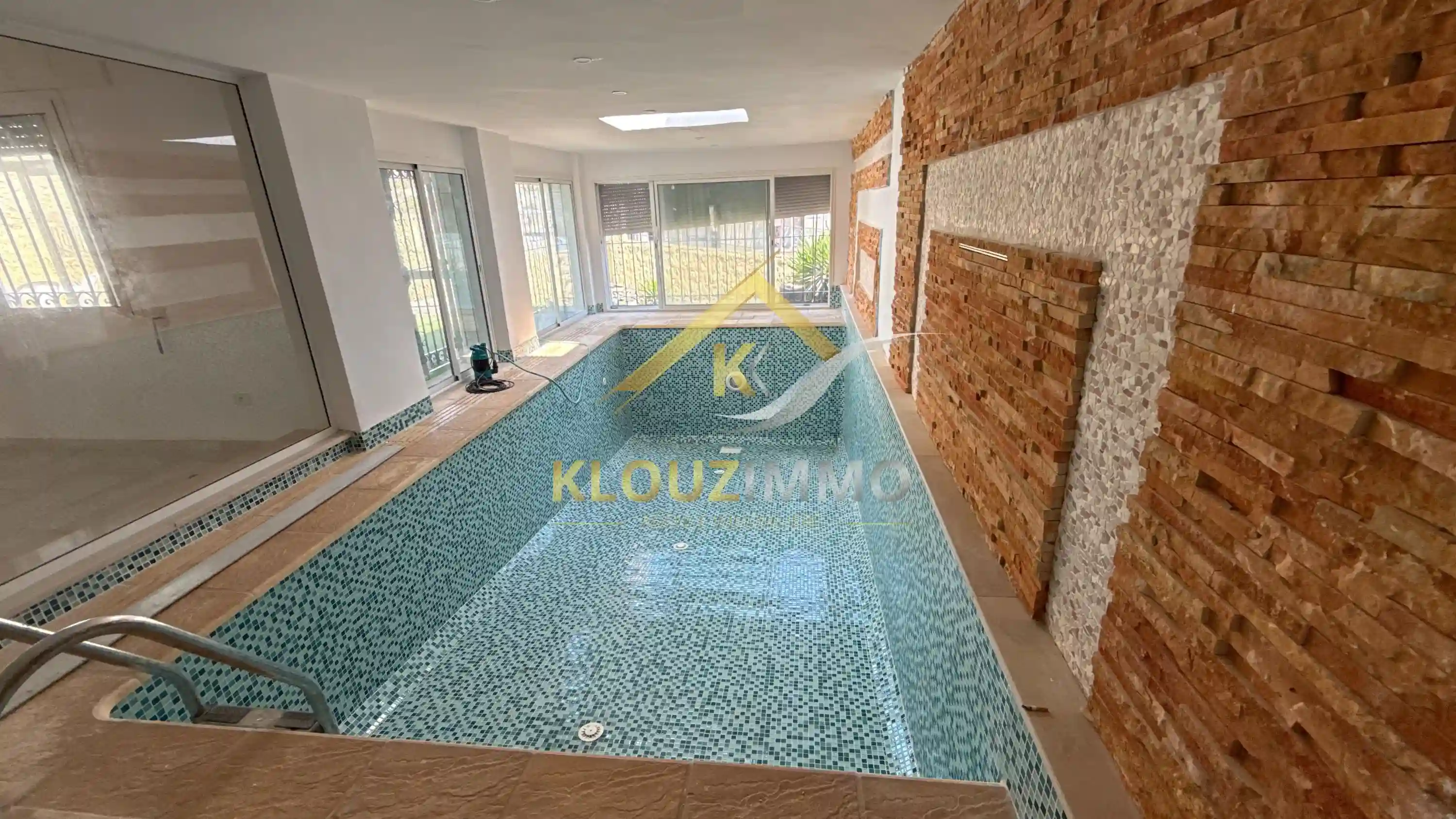 Villa Avec Piscine à Bizerte - Vue 1