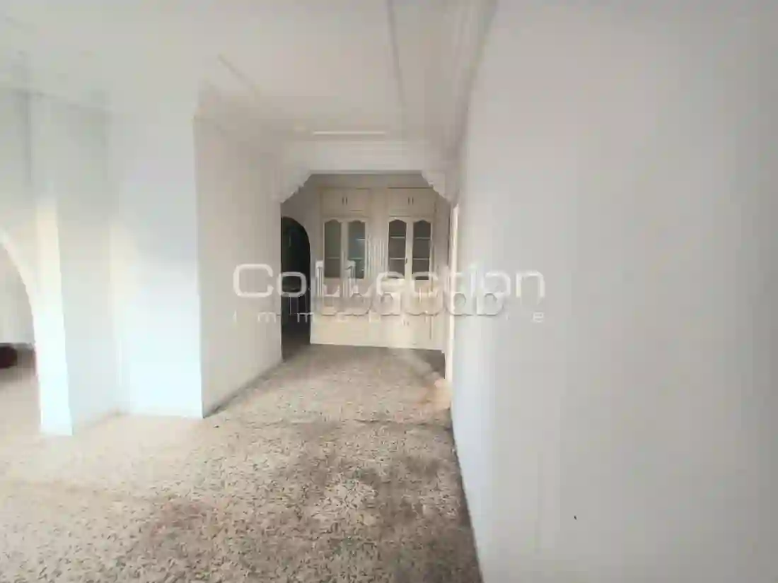 A Vendre un Appartement S3 à Bizerte à Renover