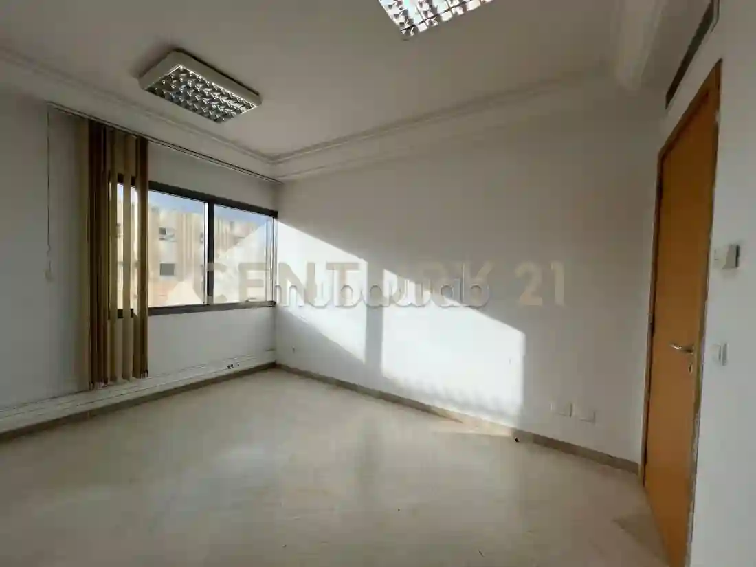 À Louer Bureau H4 à Lafayette – Tunis - Vue 3