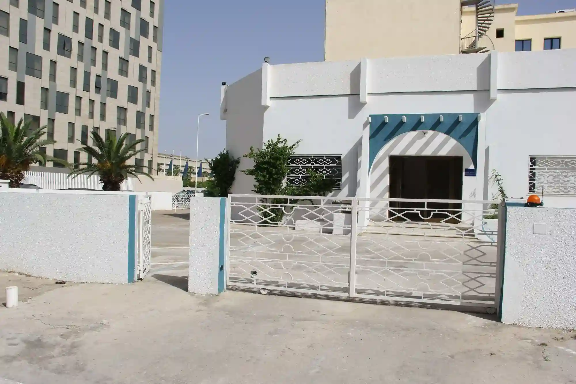 Appartement s+3 Usage Bureau au Centre Urbain Nord - Vue 1