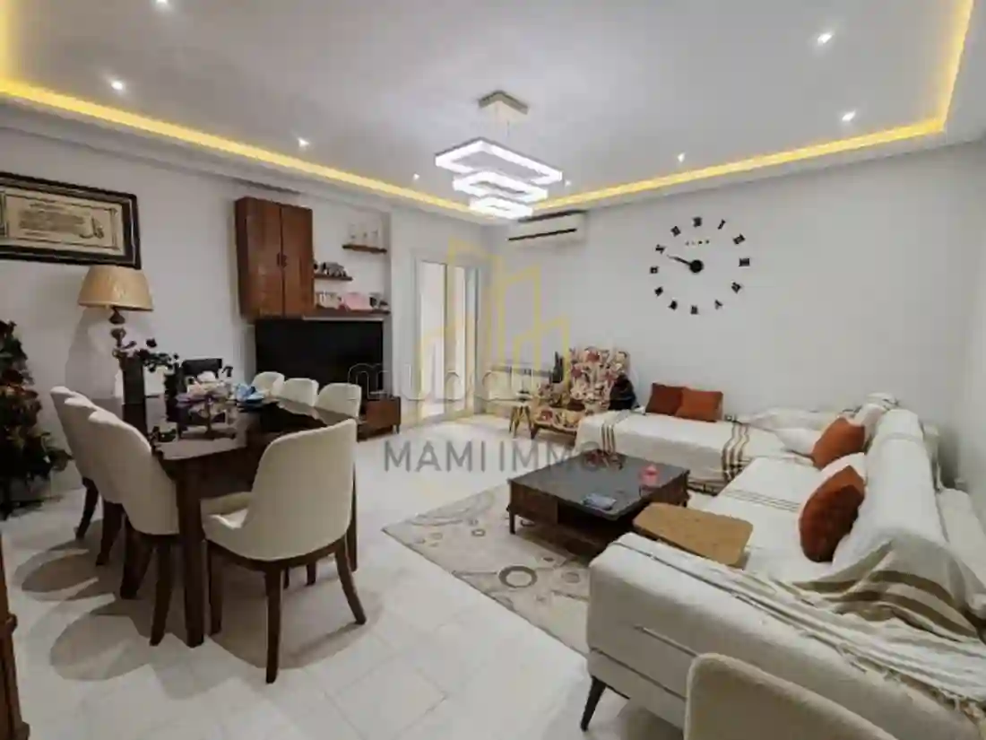 A Louer un Duplex à Riadh Al Andalous Avec Piscine