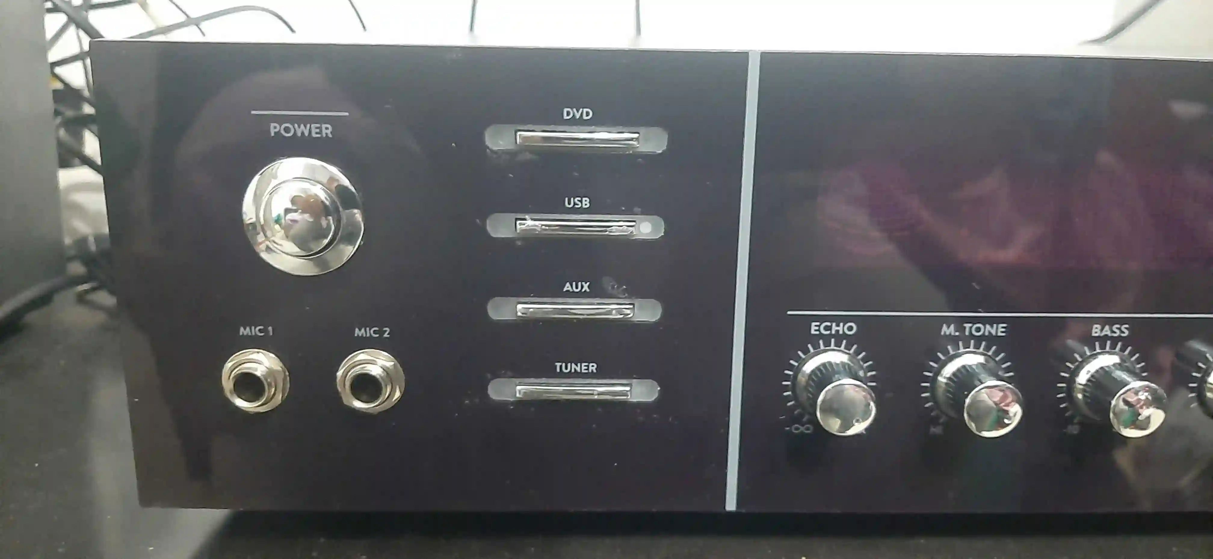 Ampli Bluetooth - USB - AUX - Micro - Vue 3