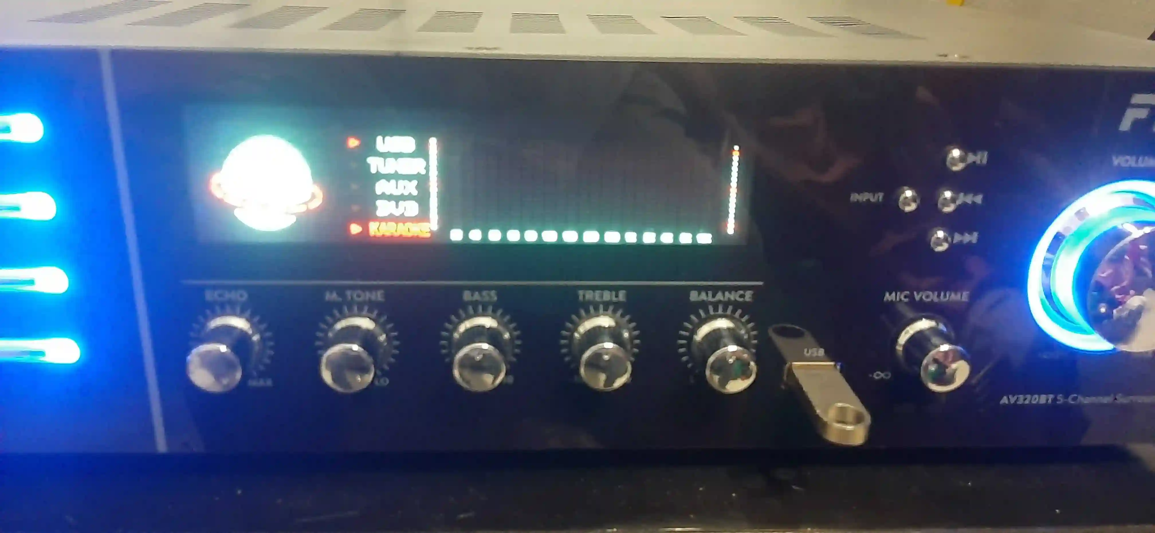 Ampli Bluetooth - USB - AUX - Micro - Vue 9