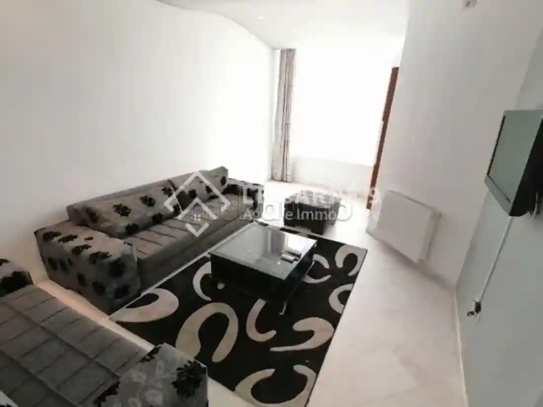 A Louer un s1 Meublé à Cité les Palmerais - Vue 3