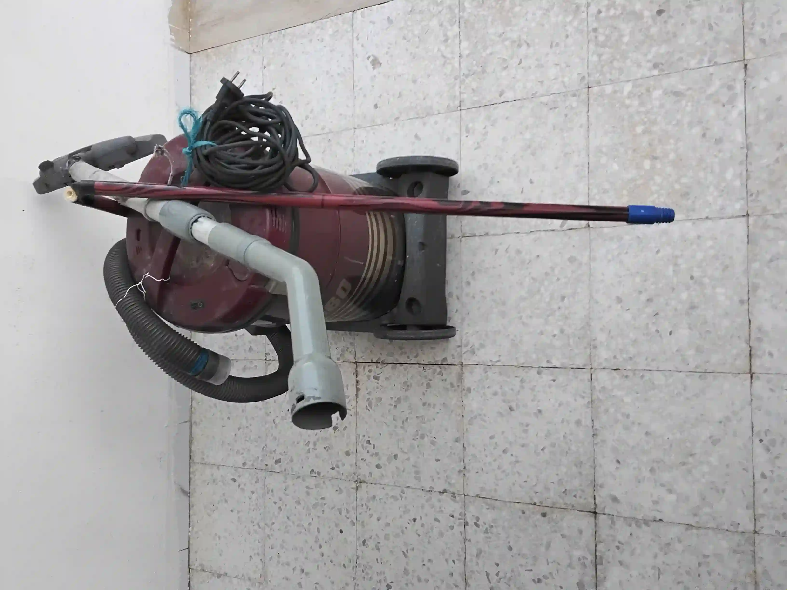 Aspirateur Hitachi à Rades