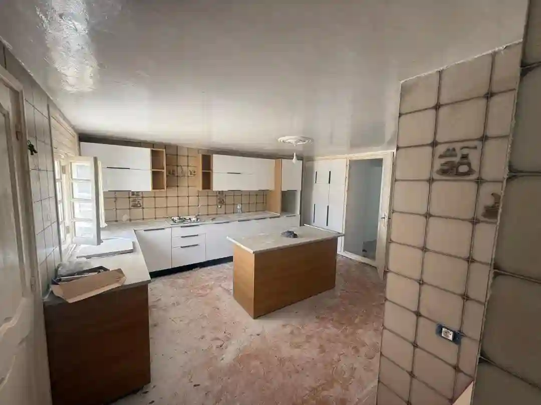 Spacieuse Villa à El Mourouj - Vue 1