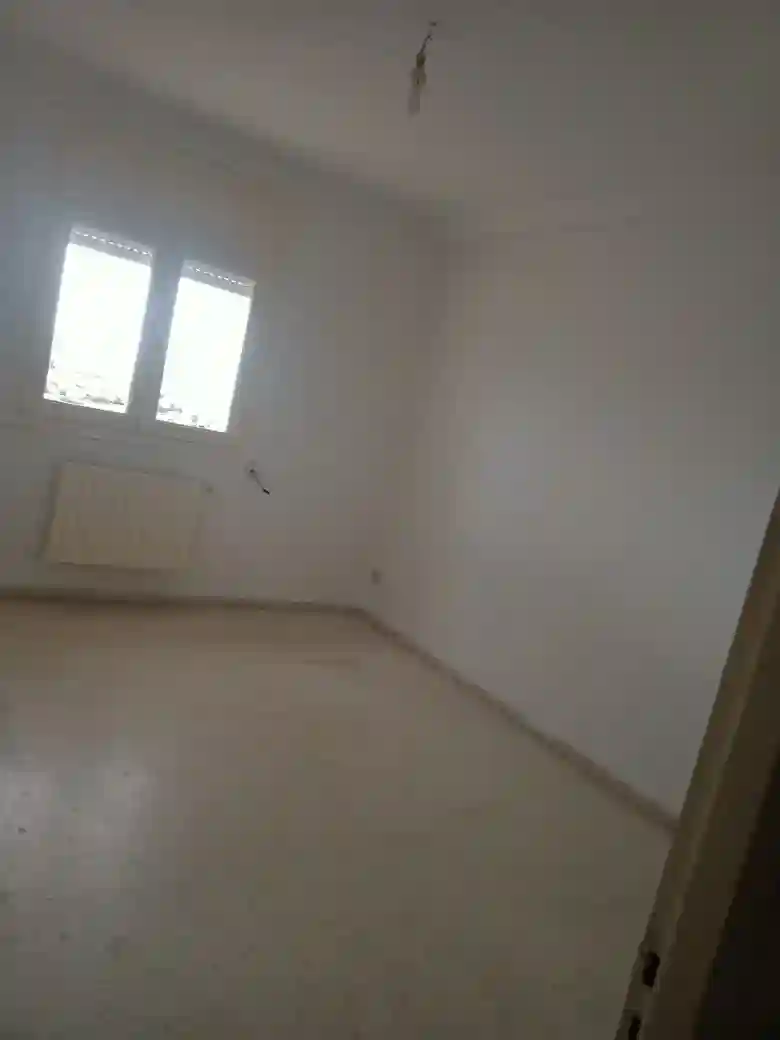 Beau s3 Emplacement et Prix à Cite Ennasr 1 - Vue 2